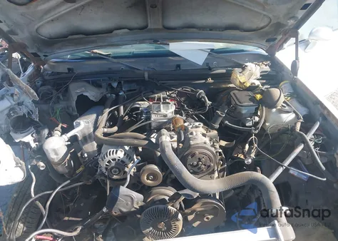 1983 Pontiac Bonneville Brougham из США, поврежденный, VIN 1G2AR69H8DB251966